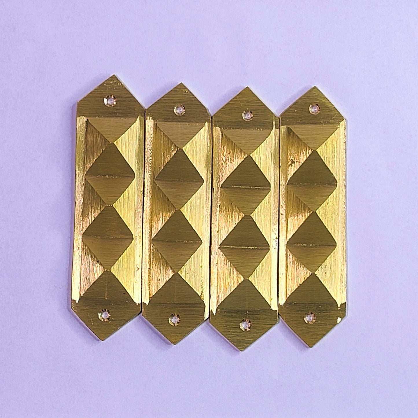 3 Pyramid Strip (Brass) (5 inches)
