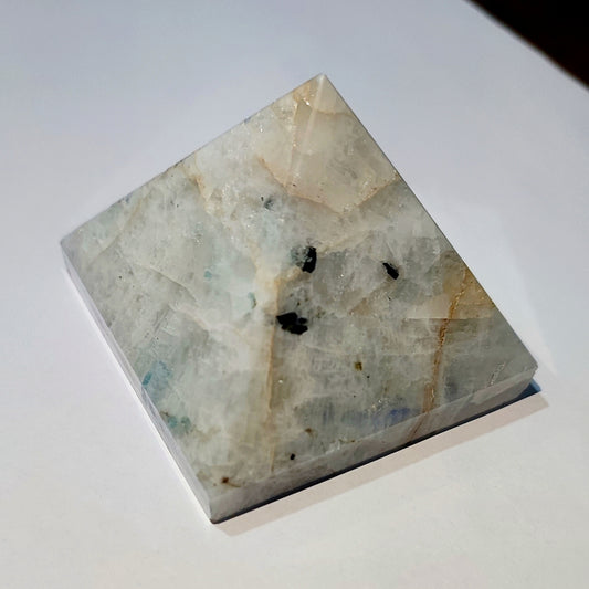 Rain Bow Moon Stone Pyramid (120-135gm)